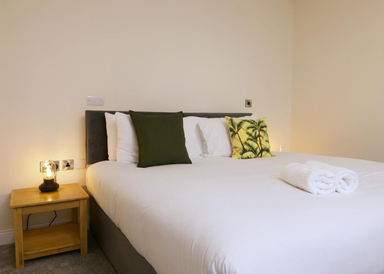 Appartamento Escape Ordinary At Castle Hume Enniskillen Esterno foto