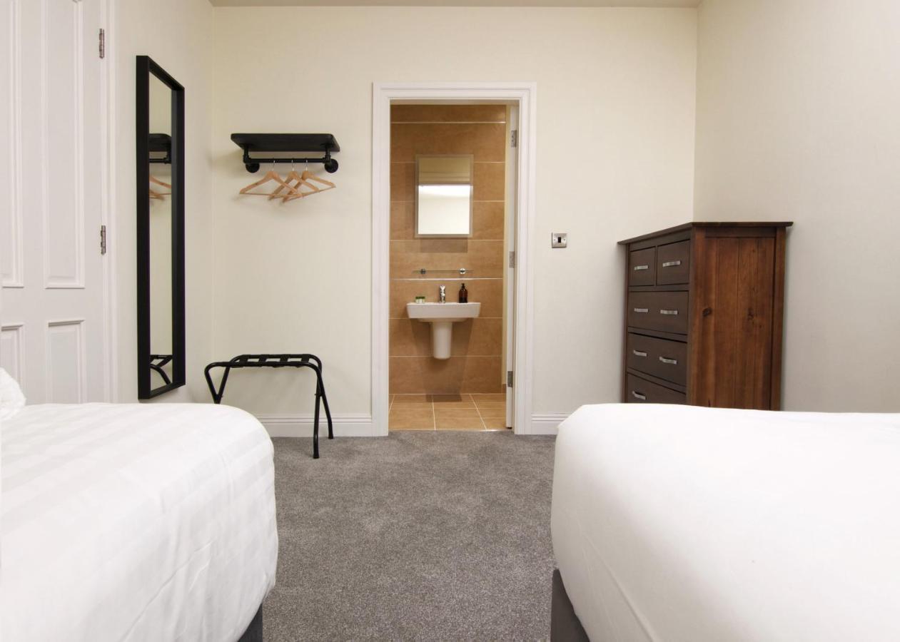 Appartamento Escape Ordinary At Castle Hume Enniskillen Esterno foto