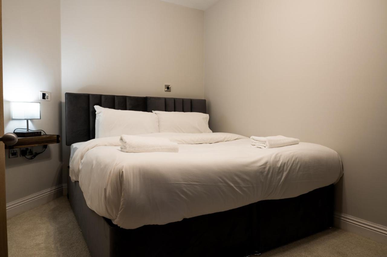 Appartamento Escape Ordinary At Castle Hume Enniskillen Esterno foto