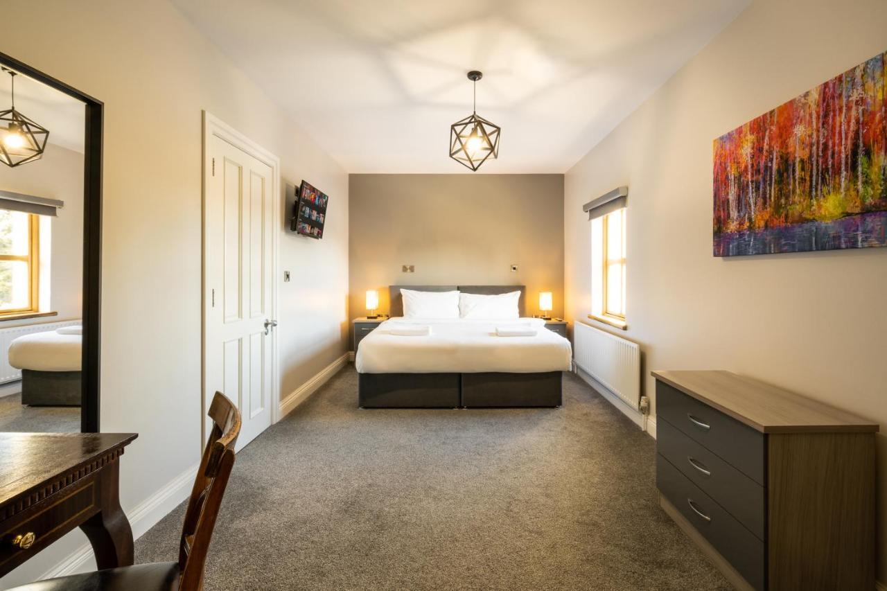Appartamento Escape Ordinary At Castle Hume Enniskillen Esterno foto