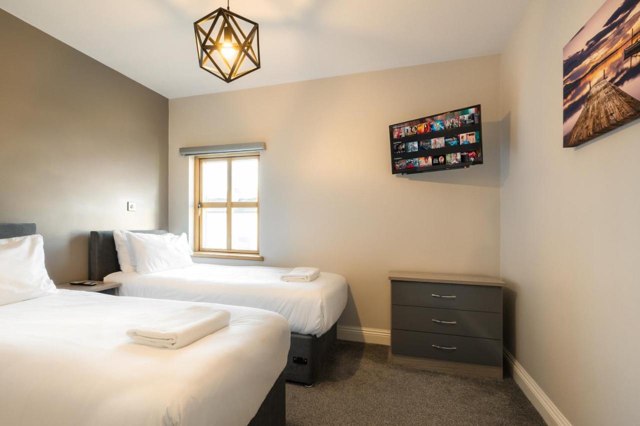 Appartamento Escape Ordinary At Castle Hume Enniskillen Esterno foto