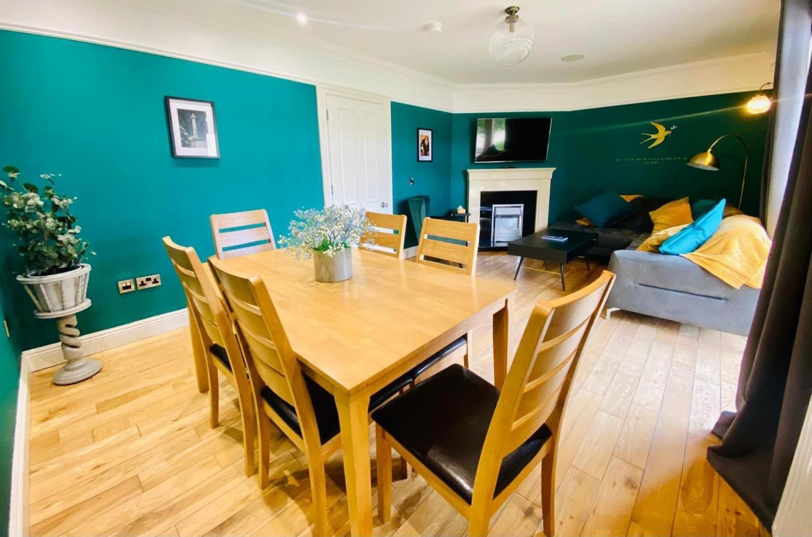Appartamento Escape Ordinary At Castle Hume Enniskillen Esterno foto